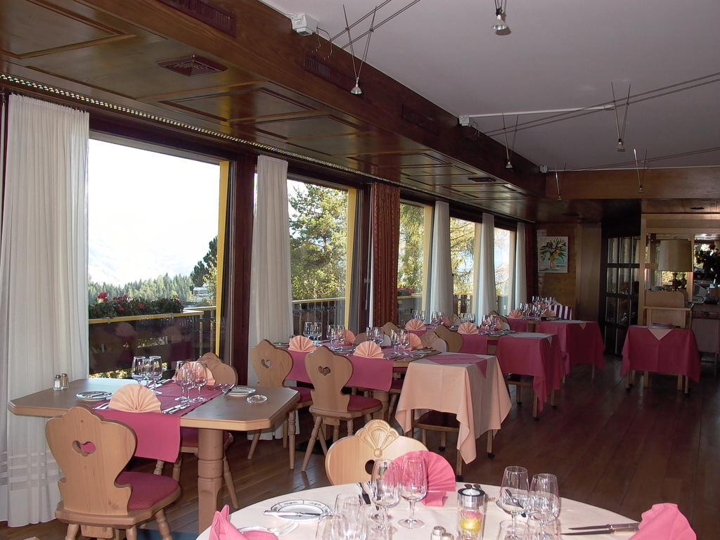 Hostellerie De L'Ardeve Овронна Экстерьер фото