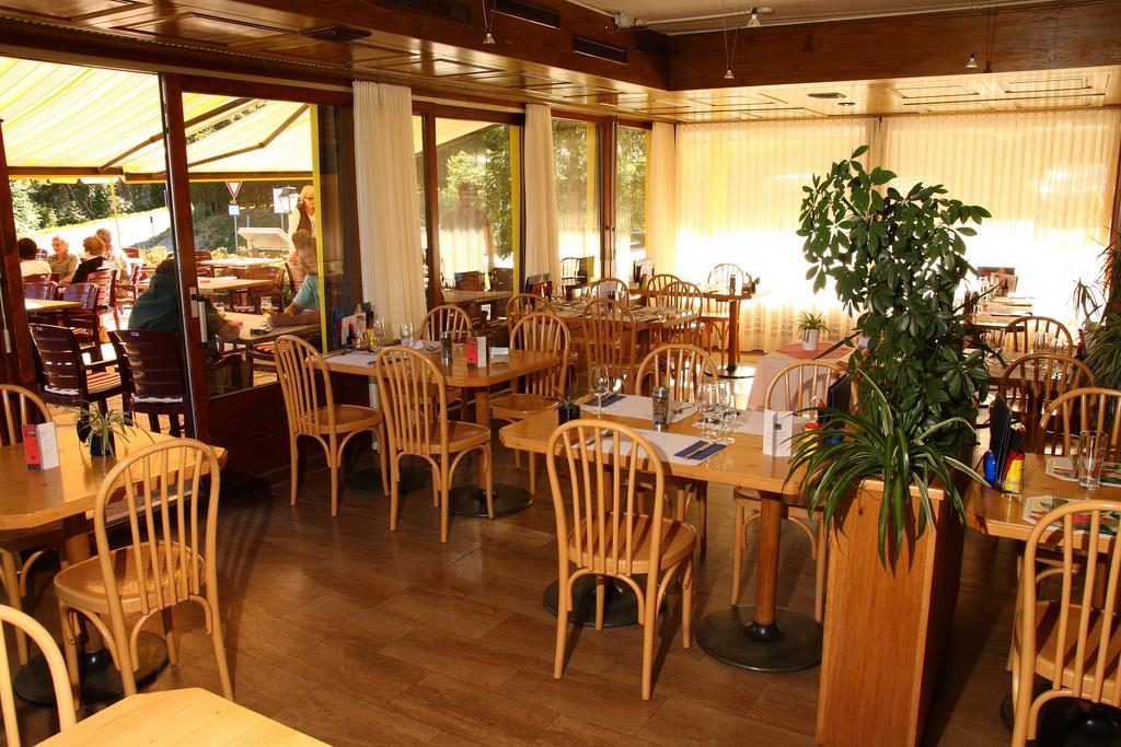 Hostellerie De L'Ardeve Овронна Экстерьер фото